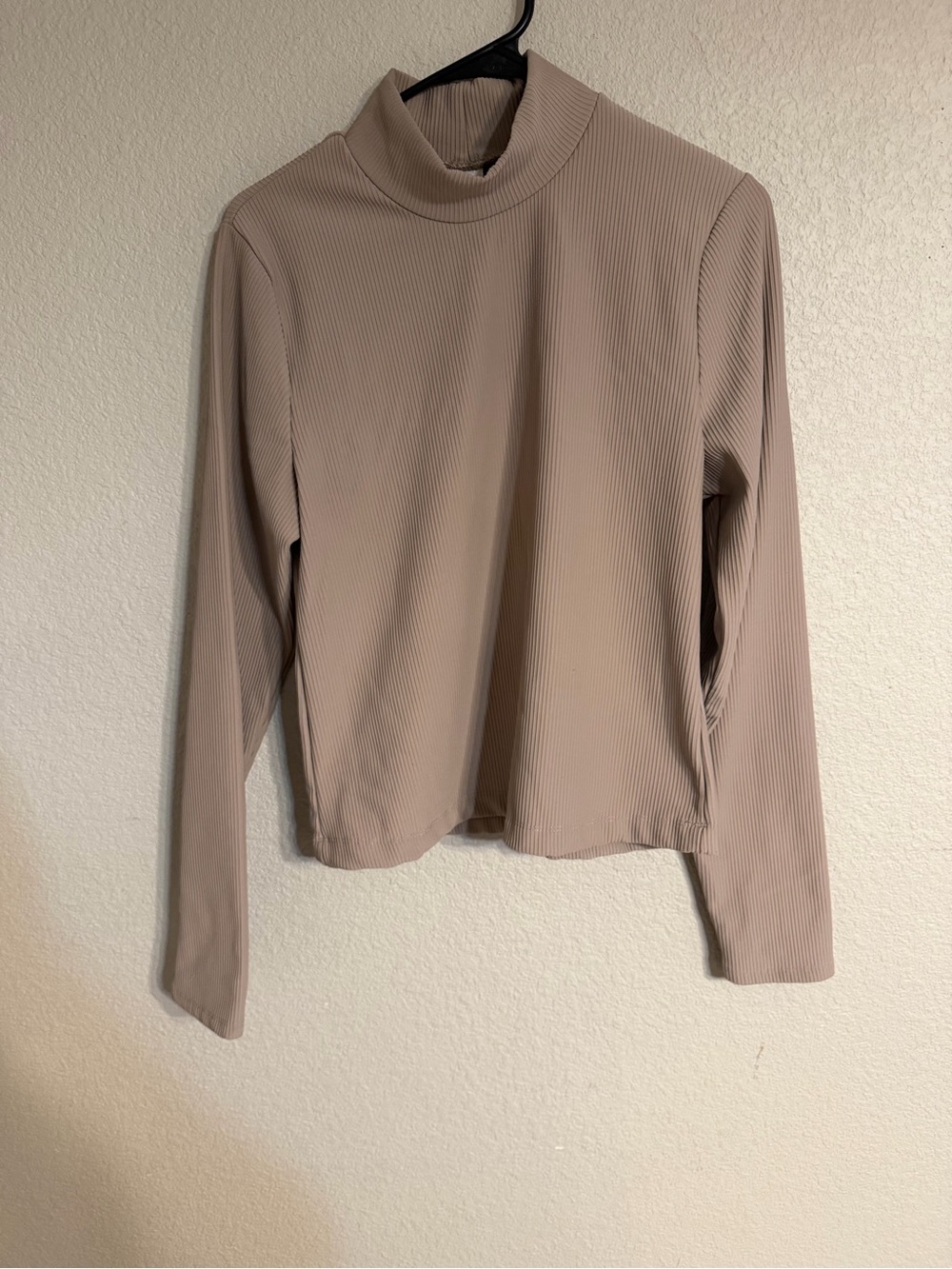 90 Degree By Reflex Taupe Ribbed Mock Neck Long-Sleeve Top